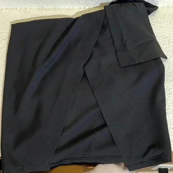 Elia-Cher Little Black Dress One Shoulder Flattering Size 8 - Picture 10 of 10